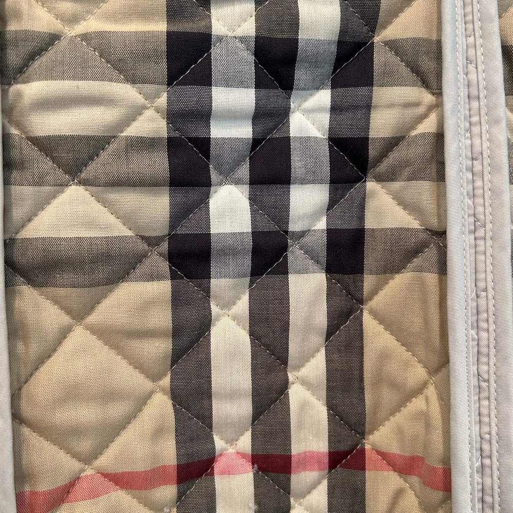 Burberry Diamond-Quilted Jacket - Picture 9 of 14